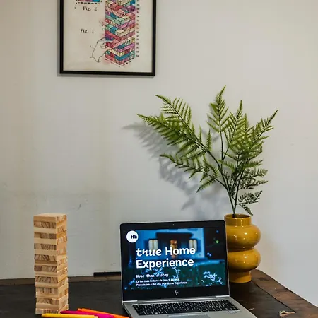 The Players Lounge - Station Area Apartamento Milán